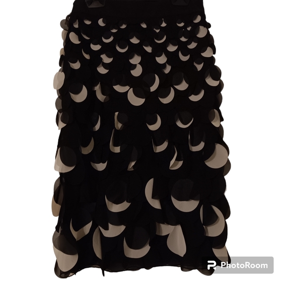 Dresses & Skirts - Vintage black & white skirt